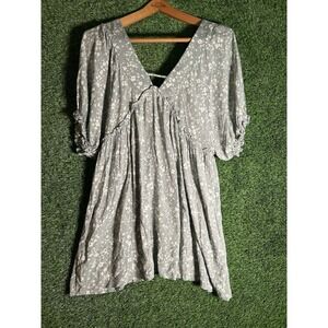 Charmed Hearts Midi‎  Dress Floral size M Medium